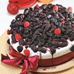 کیک توت سیاه