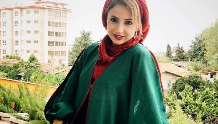 شبنم قلی‌خانی