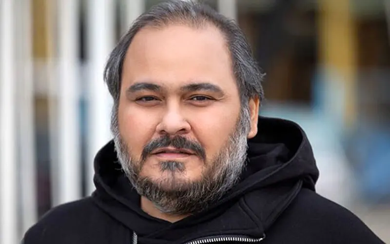 بیوگرافی رضا داوودنژاد: از کودکی تا درگذشت ناگهانی بیوگرافی رضا داوودنژاد: از کودکی تا درگذشت ناگهانی