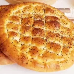 طرز تهیه نان شیرمال خانگی: گام به گام تا نان شیرین و خوش‌عطر