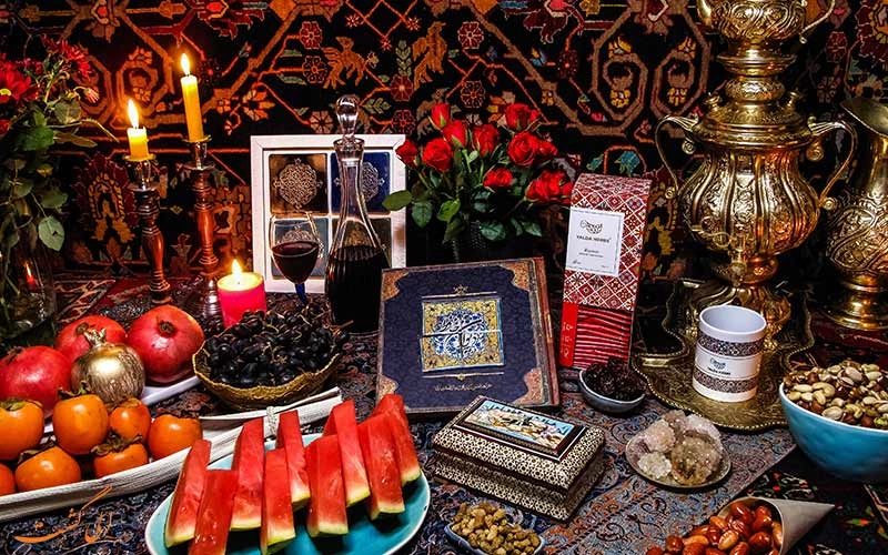 شب یلدا (شب چله): جشن باستانی بلندترین شب سال، آیینها و فلسفه آن شب یلدا (شب چله): جشن باستانی بلندترین شب سال، آیینها و فلسفه آن