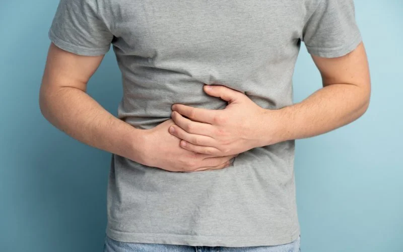 سوء هاضمه: علل، علائم و درمانهای خانگی سریع سوء هاضمه: علل، علائم و درمانهای خانگی سریع