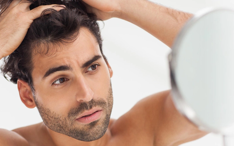 درمان ریزش مو: بهترین روش‌ها، داروها و توصیه‌های خانگی