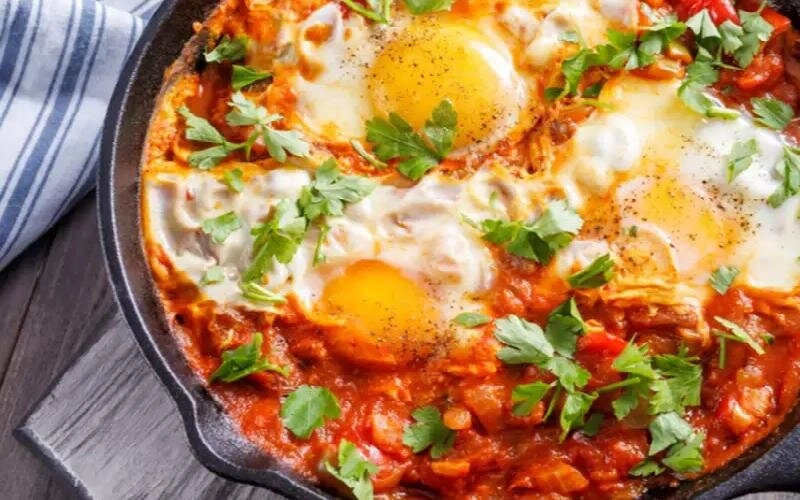 طرز تهیه املت: راهنمای کامل برای یک صبحانه سریع و لذیذ طرز تهیه املت: راهنمای کامل برای یک صبحانه سریع و لذیذ