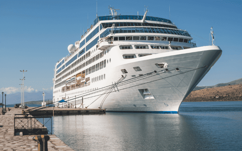 آشنایی با انواع کشتی؛ از غول‌پیکرترین باری‌ها تا لوکس‌ترین تفریحی‌ها