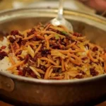 راهنمای کامل غذاهای قزوینی: معرفی ۱۰ غذای اصیل و لذیذ قزوین (از دلمه تا آش)