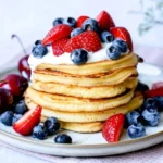 طرز تهیه پنکیک خانگی ساده و فوری؛ صبحانه‌ای در ۱۰ دقیقه