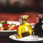 سرکه بالزامیک چیست؟ (هر آنچه درباره طرز تهیه و کاربردهای آن باید بدانید)