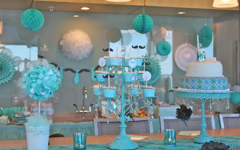 جشن ده روزگی نوزاد چیست؟ (آداب و رسوم، لیست کارها و چک‌لیست برگزاری)